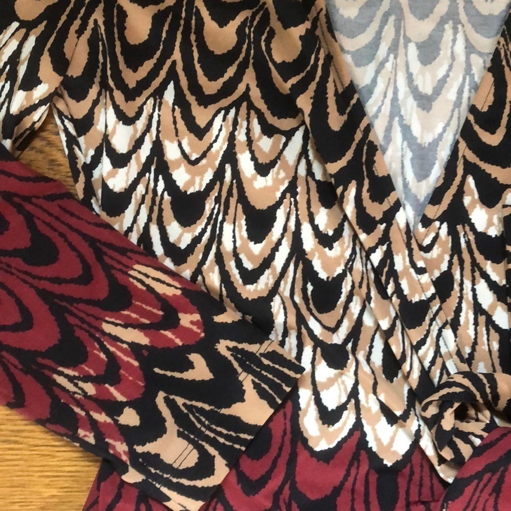 Bcbg Maxazria Adele Feather Printed Wrap Dress Xs - image 5